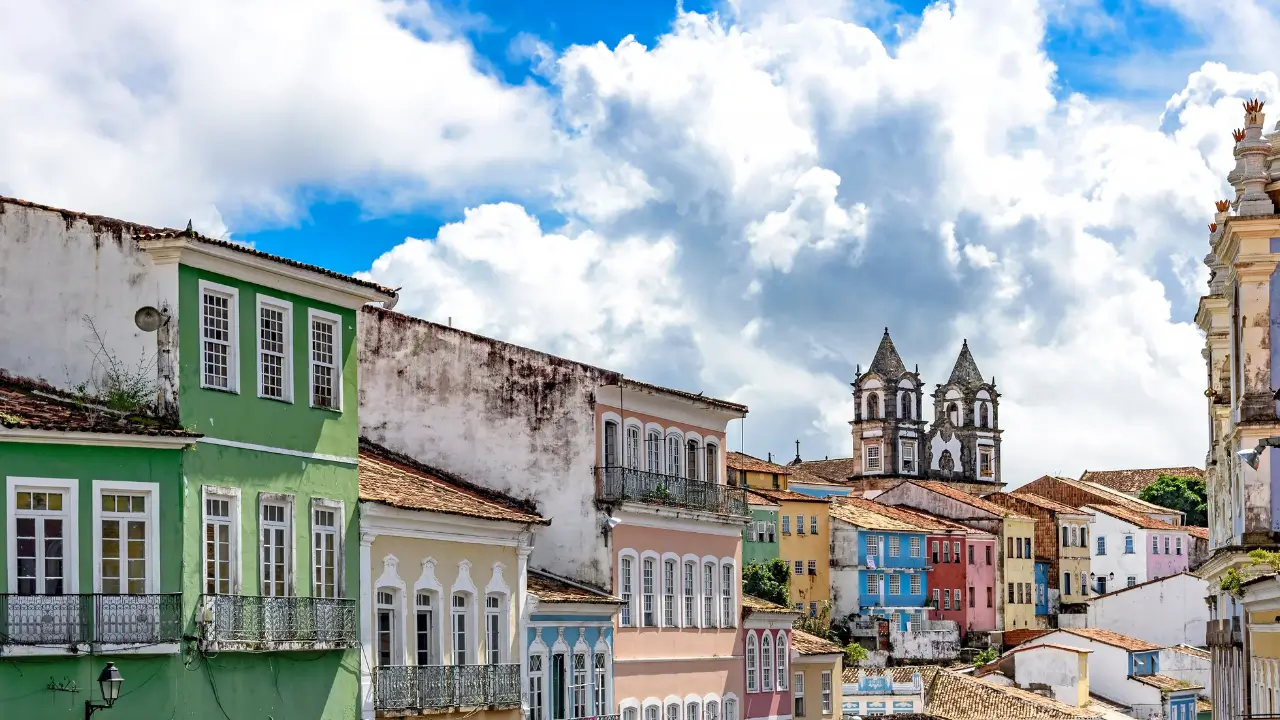 Melhores Lugares para Viajar no Brasil - Pelourinho na Bahia