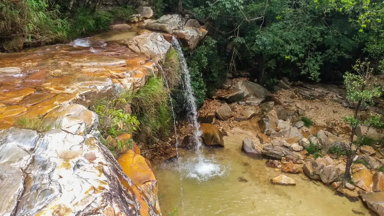 Cachoeira do Vale das Borboletas em São Thomé das Letras