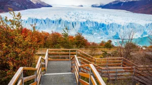 Escadaria para ver o Glaciar Perito Moreno