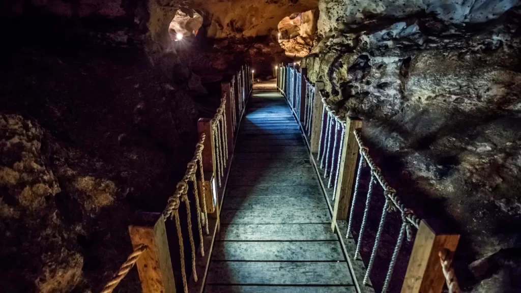 Green Grotto Caves