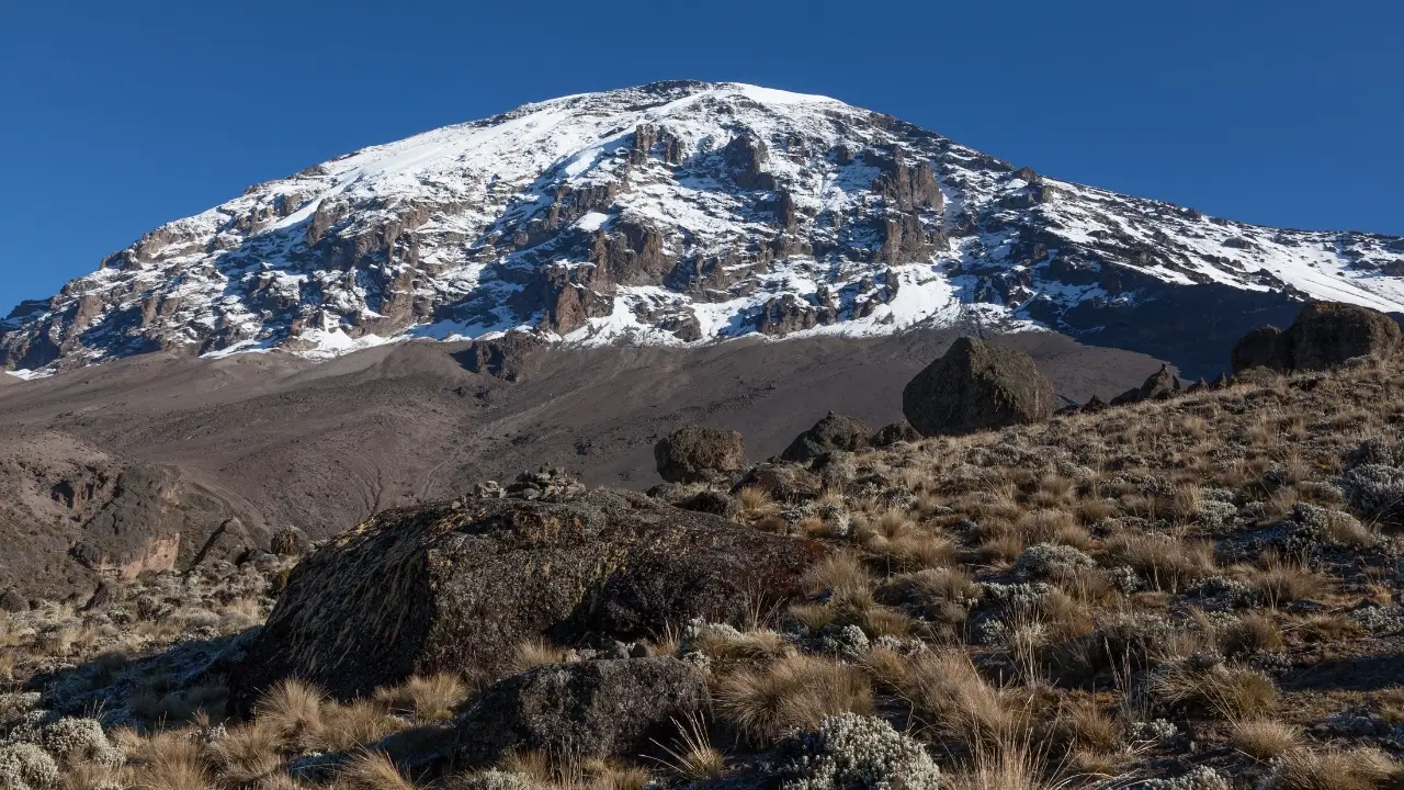 Perto do cume do Monte Kilimanjaro