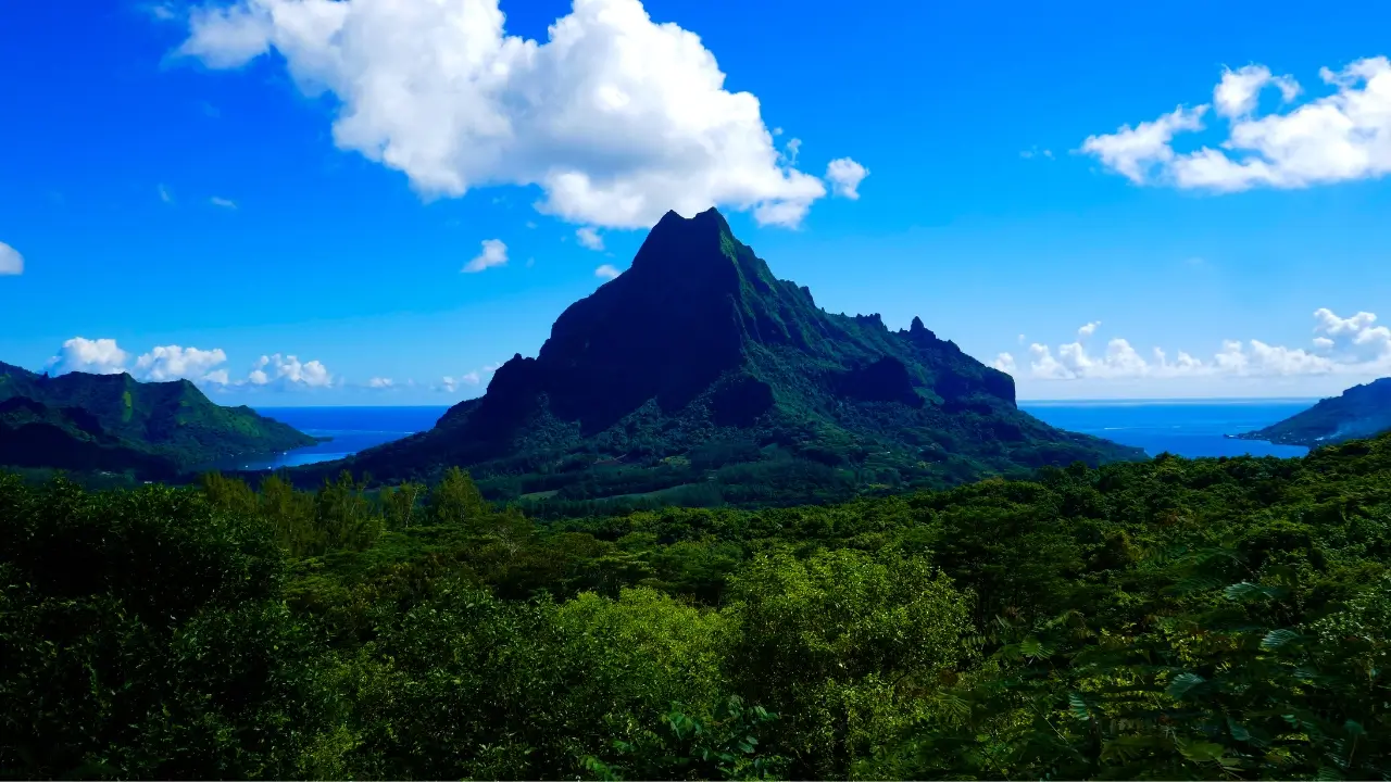 Pico de Rotui, Moorea, Polinésia Francesa