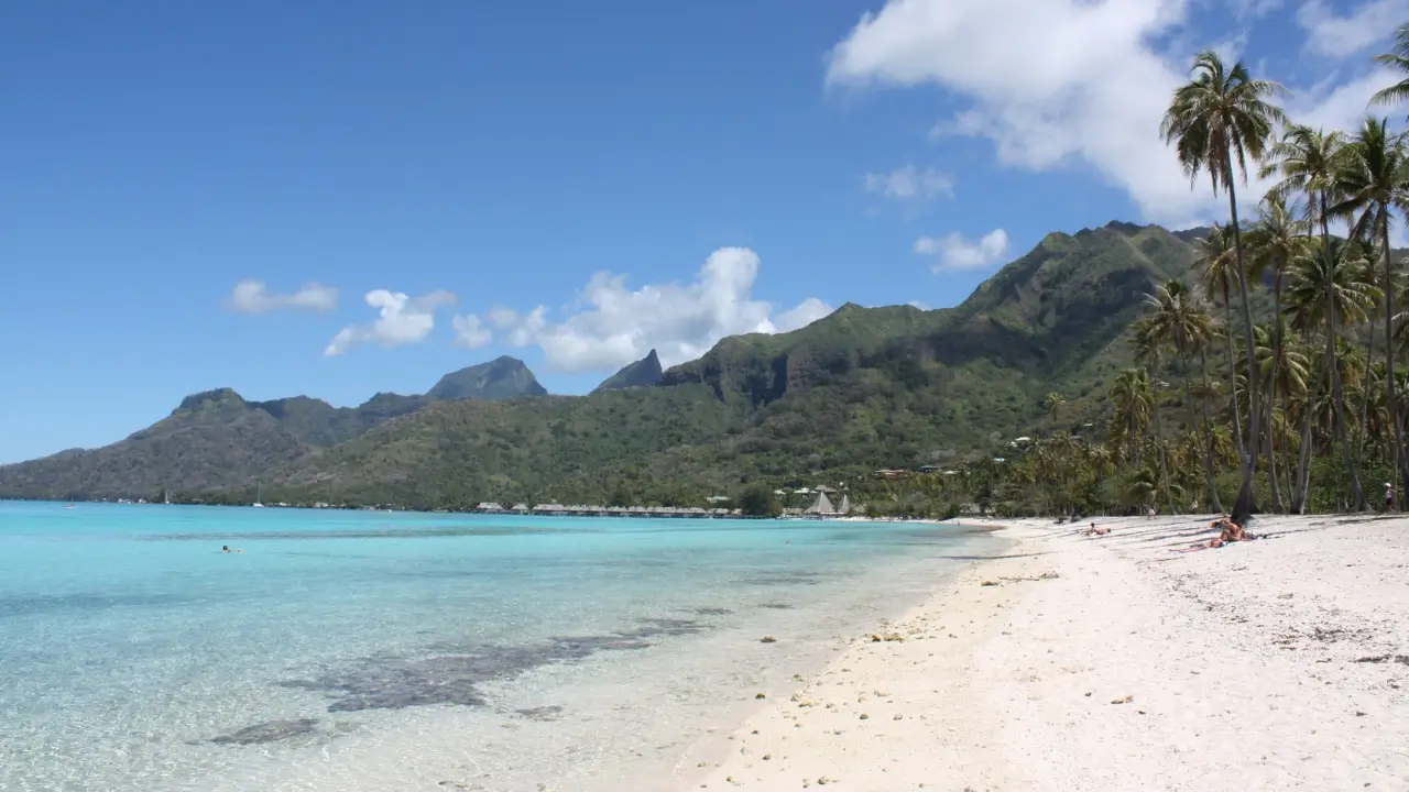 Praia de Temae