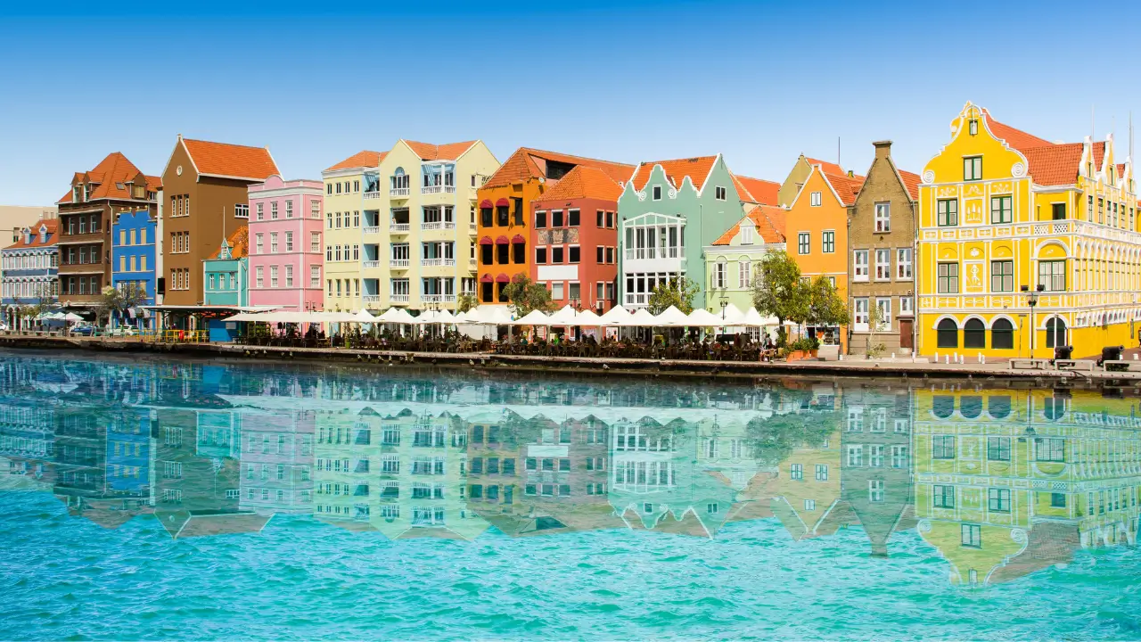 Prédios coloridos de Curaçao