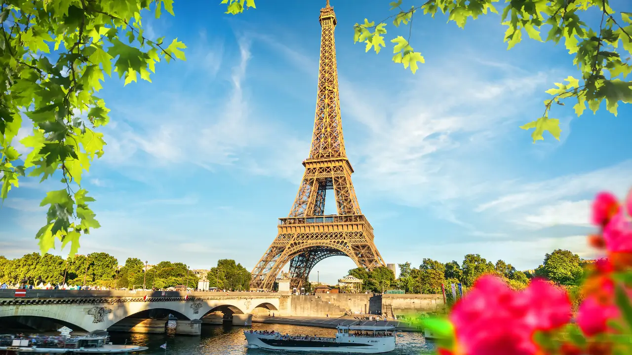 Torre Eiffel em Paris na França