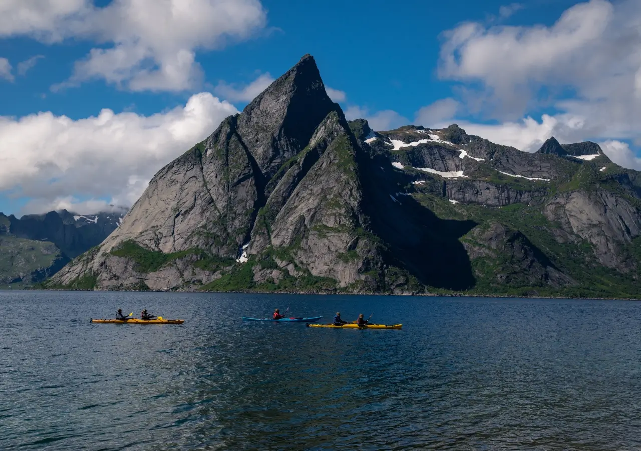 Passeio de caiaque nas Ilhas Lofoten